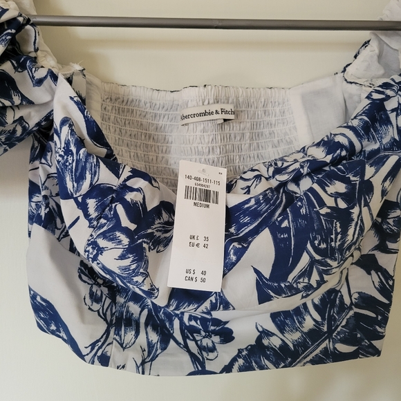 Abercrombie & Fitch Crop Top - Picture 3 of 4